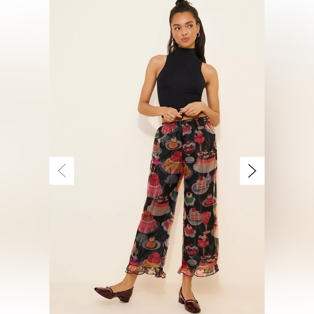 Liora Ruffle Pants